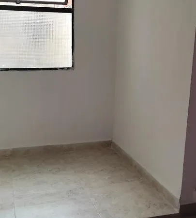 33 Comodo Apartamento Laureles Estadio 3 Habitaciones 3 Banos Medellin Exterior photo