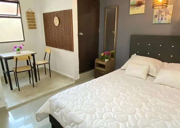 33 Comodo Apartamento Laureles Estadio 3 Habitaciones 3 Banos