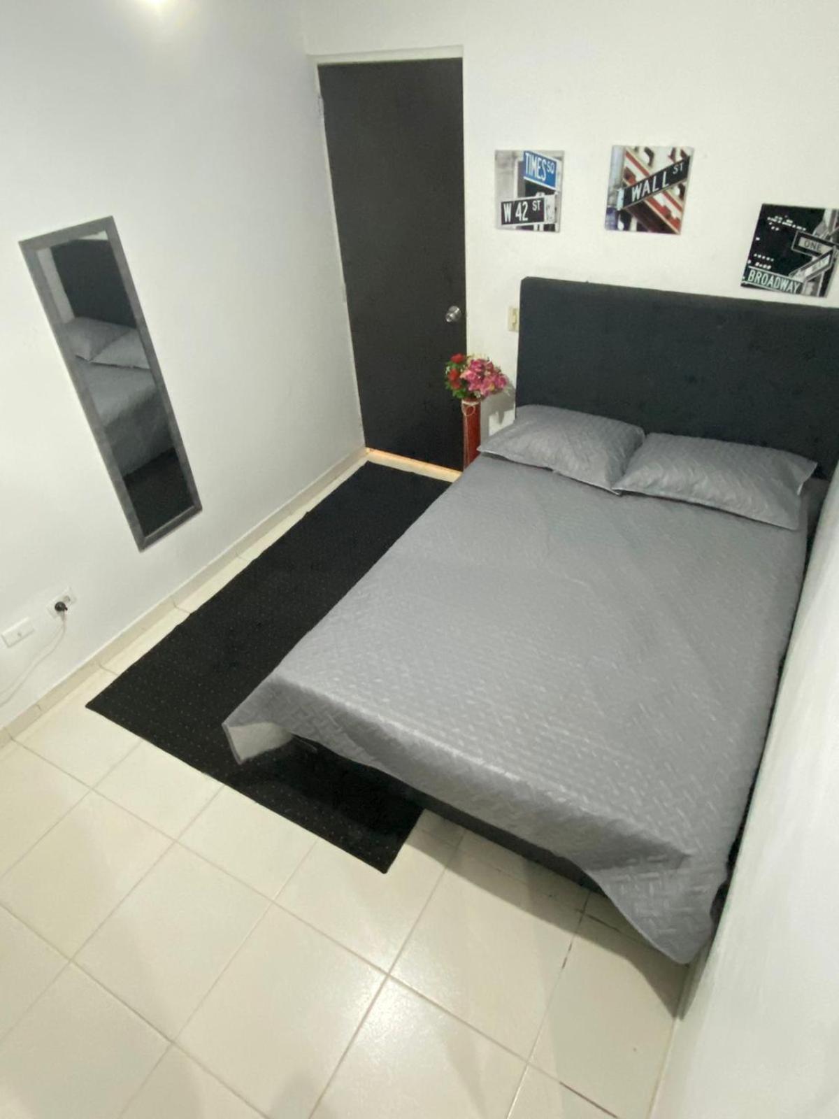 33 Comodo Laureles Estadio 3 3 Banos Apartment *